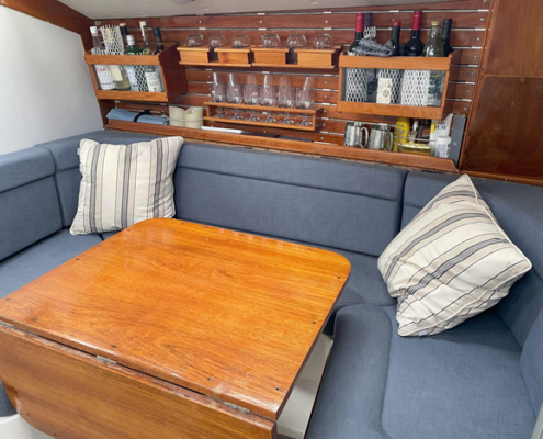 Water Beat - She 36 - Cabin
